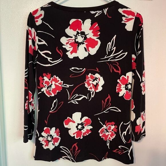 3/$25 CALVIN KLEIN Black Floral Faux Leather Details Top.Size XS - Picture 5 of 11
